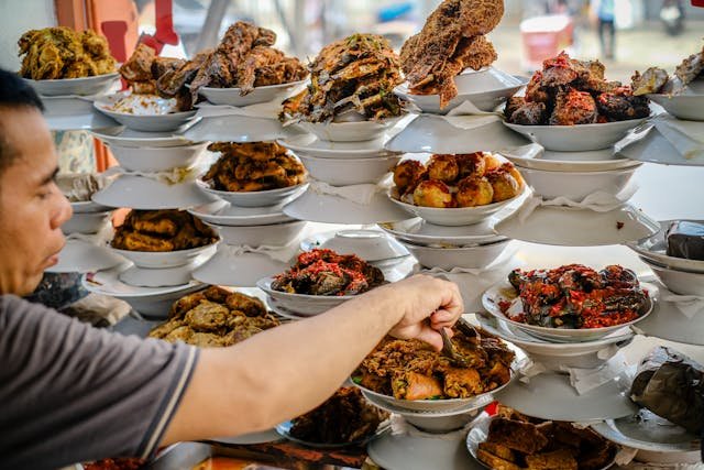 Mengapa Kemitraan Restoran Padang Semakin Diminati Investor